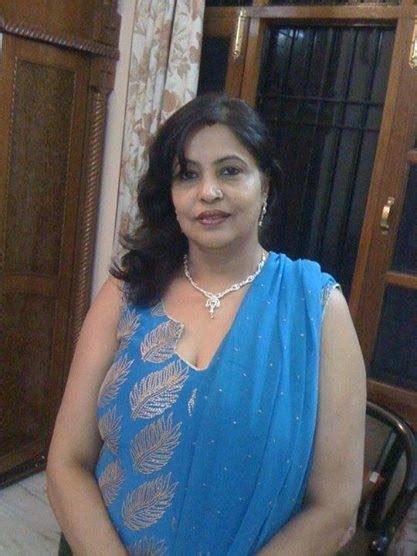 desi mature boobs Search